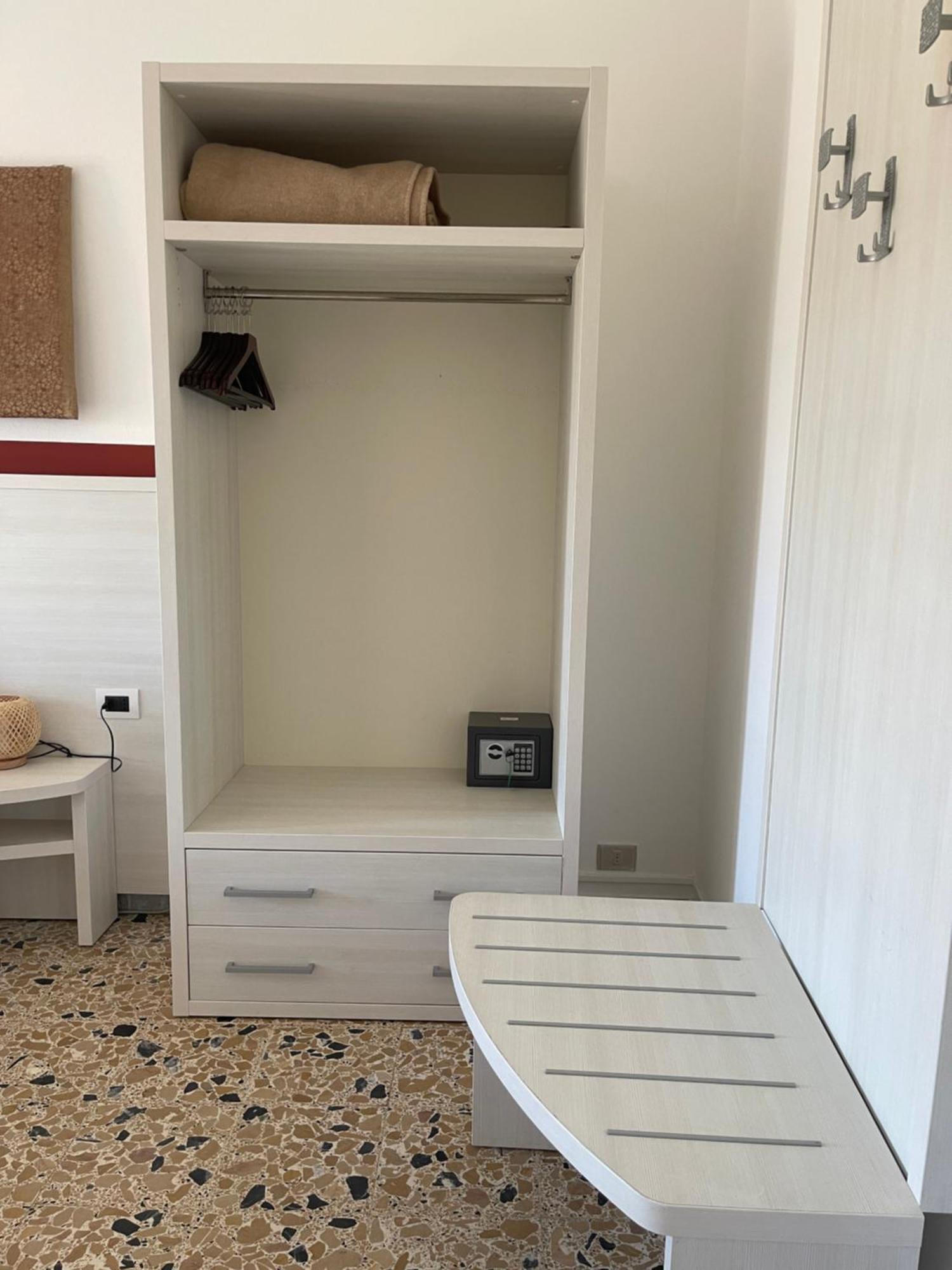 Hotel Maluentu بوتزو ايدو المظهر الخارجي الصورة